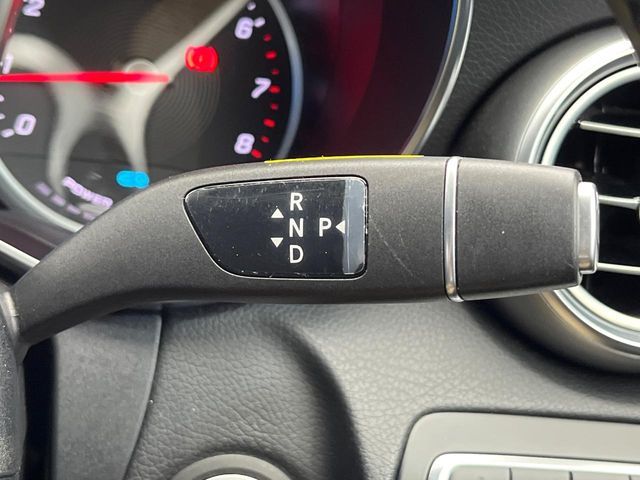 MERCEDES BENZ C CLAS 2019 Image 31