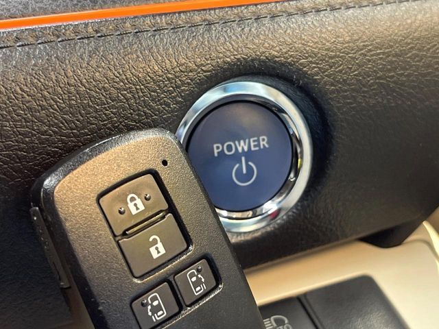 TOYOTA SIENTA HYBRID 2015 Image 31