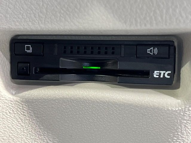 TOYOTA SIENTA HYBRID 2015 Image 31