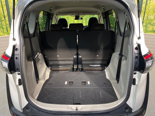 TOYOTA SIENTA HYBRID 2015 Image 31