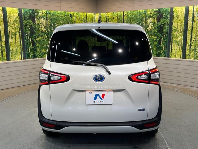 TOYOTA SIENTA HYBRID 2015 Image 31