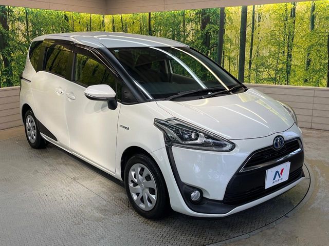 TOYOTA SIENTA HYBRID 2015 Image 31