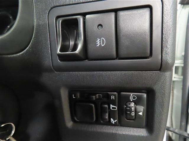 SUZUKI JIMNY 4WD 2017 Image 31