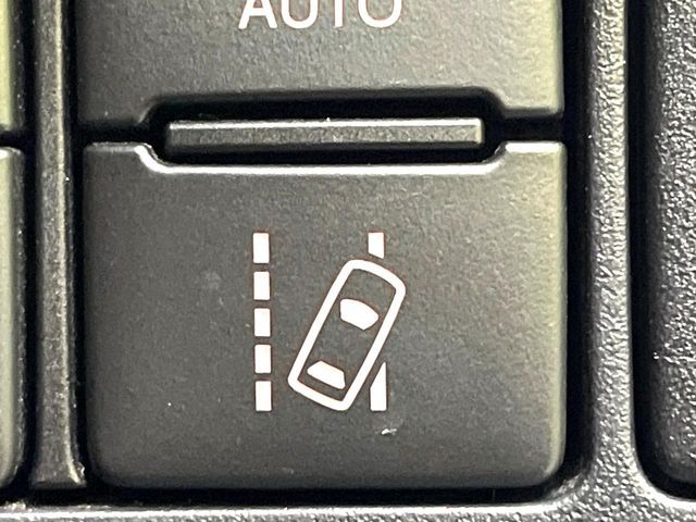 TOYOTA VOXY 2020 Image 31