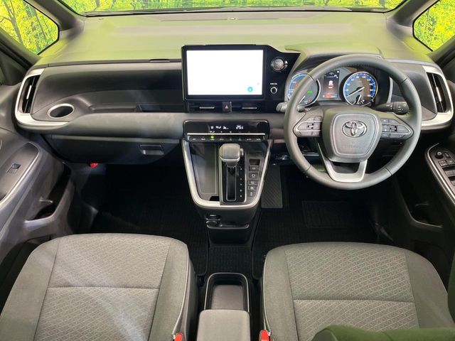 TOYOTA NOAH HYBRID 2023 Image 31