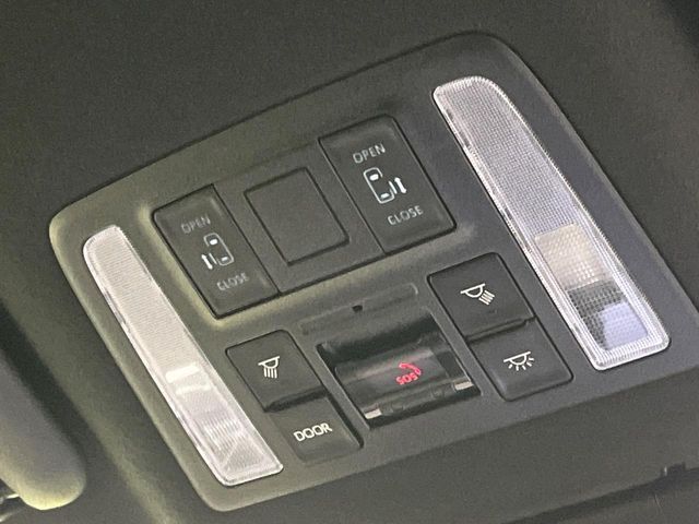 TOYOTA NOAH HYBRID 2023 Image 31