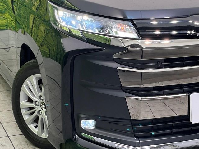 TOYOTA NOAH HYBRID 2023 Image 31