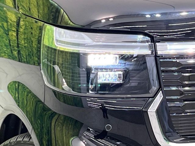 HONDA N BOX CUSTOM 2024 Image 31