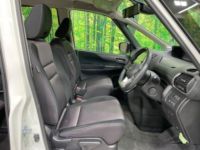 NISSAN SERENA  S-HYBRID 2018 Image 31