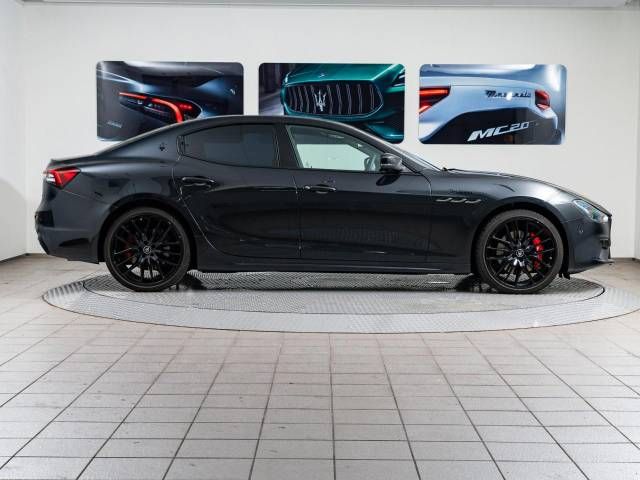 MASERATI GHIBLI SEDA 2023 Image 31