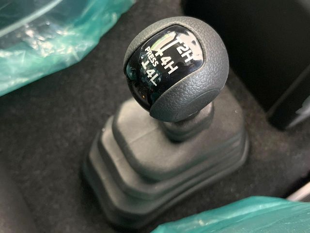 SUZUKI JIMNY NOMADE 2025 Image 31