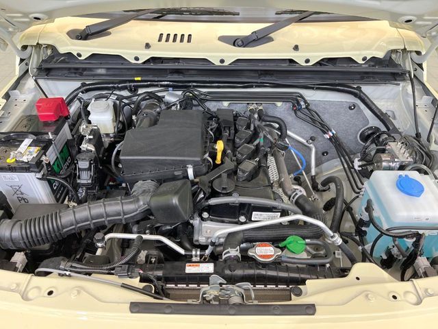 SUZUKI JIMNY NOMADE 2025 Image 31