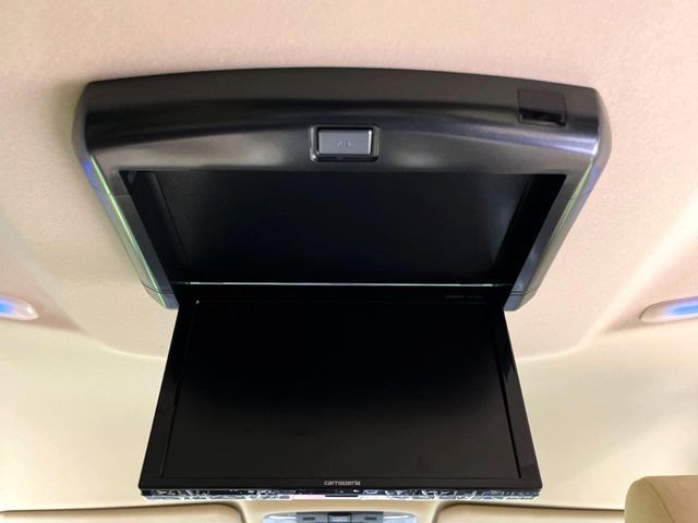TOYOTA VELLFIRE 4WD 2019 Image 31