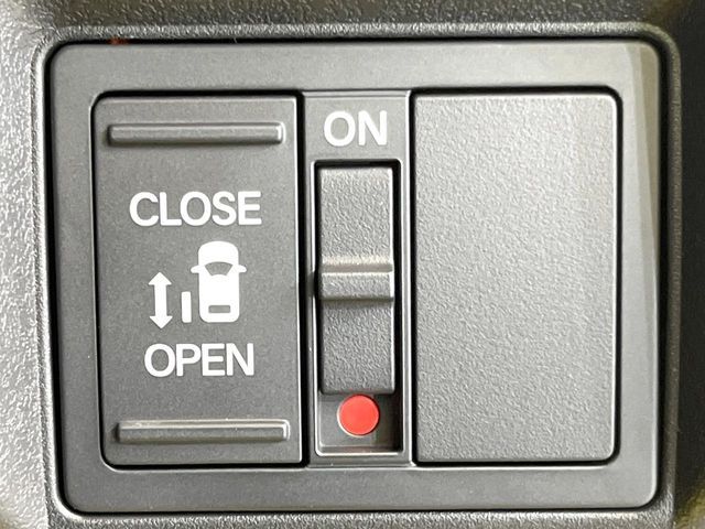 HONDA N BOX CUSTOM 2025 Image 31