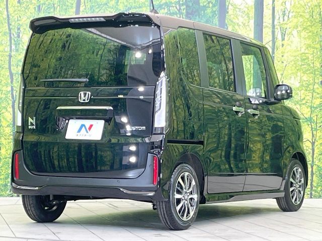 HONDA N BOX CUSTOM 2025 Image 31