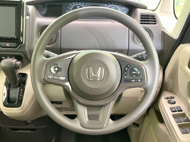 HONDA N BOX 2019 Image 31
