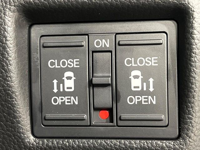 HONDA N BOX CUSTOM 4WD 2022 Image 31