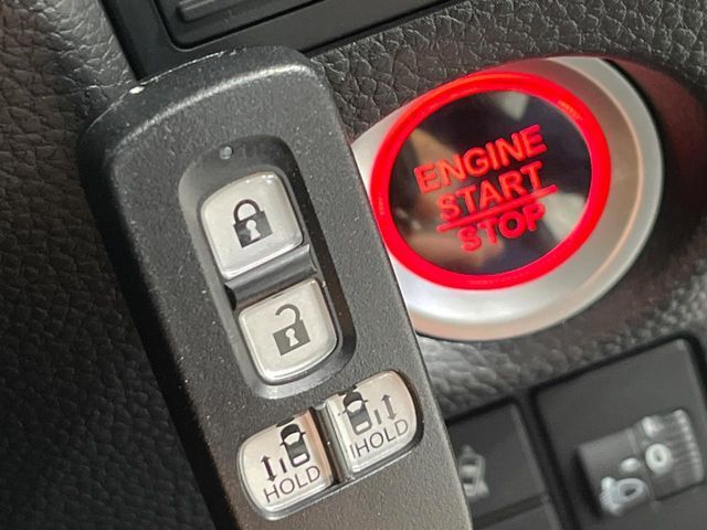 HONDA N BOX CUSTOM 4WD 2022 Image 31