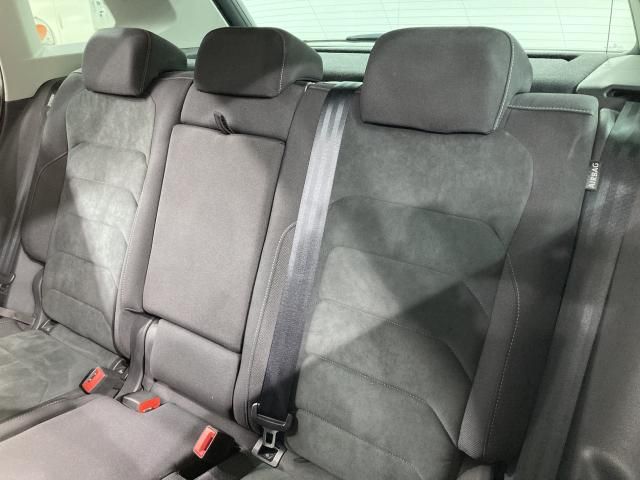 VOLKSWAGEN TIGUAN 2018 Image 31