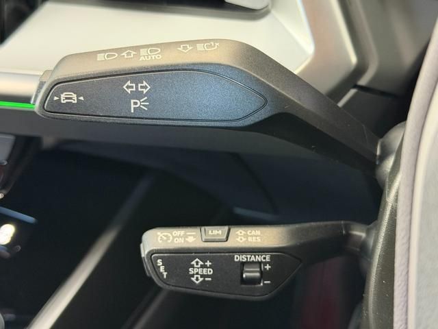 AUDI Q4 E-TRON SPORT 2023 Image 31