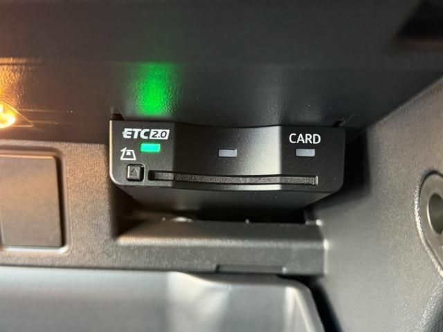 AUDI Q4 E-TRON SPORT 2023 Image 31