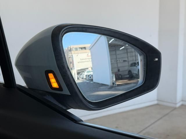 AUDI Q4 E-TRON SPORT 2023 Image 31