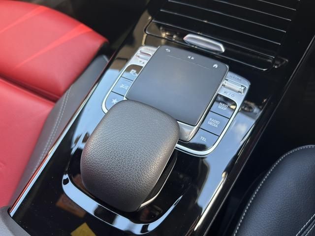 MERCEDES BENZ A CLAS 2020 Image 31