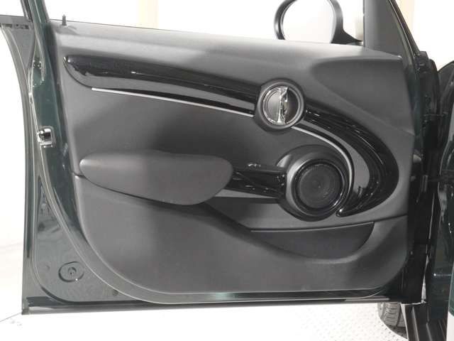 BMW MINI COOPER 5DOOR 2022 Image 31