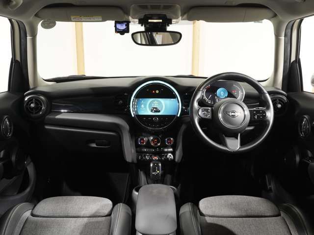 BMW MINI COOPER D 5DOOR 2021 Image 31