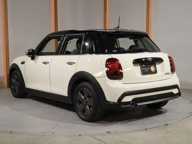 BMW MINI COOPER D 5DOOR 2021 Image 31
