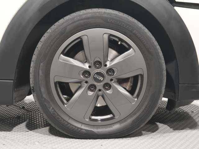 BMW MINI COOPER D 5DOOR 2021 Image 31