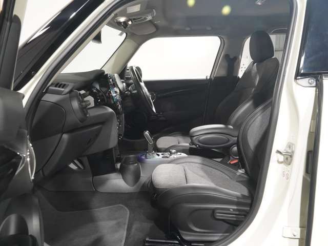 BMW MINI COOPER D 5DOOR 2021 Image 31