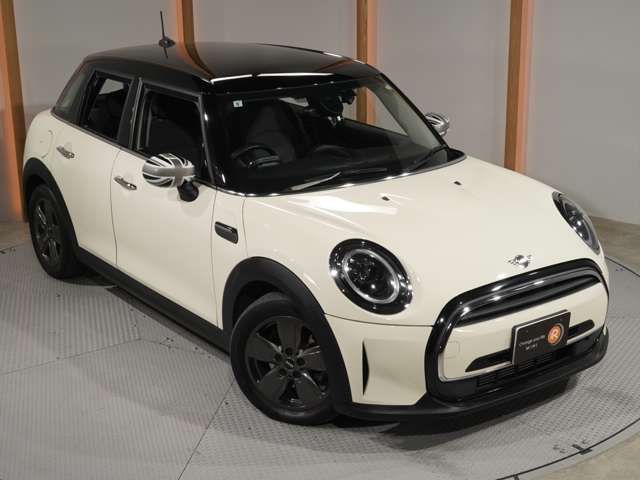 BMW MINI COOPER D 5DOOR 2021 Image 31