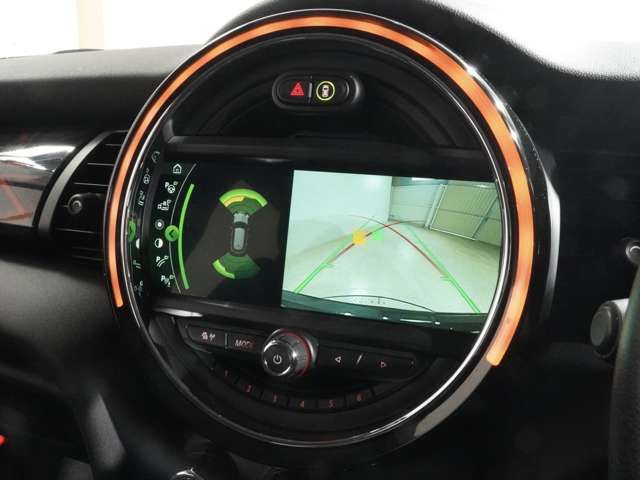 BMW MINI COOPER S 5DOOR 2018 Image 31