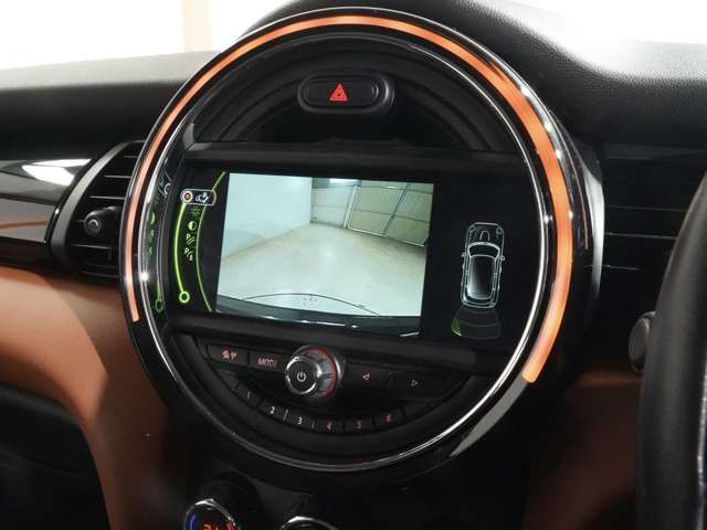 BMW MINI COOPER 5DOO 2017 Image 31