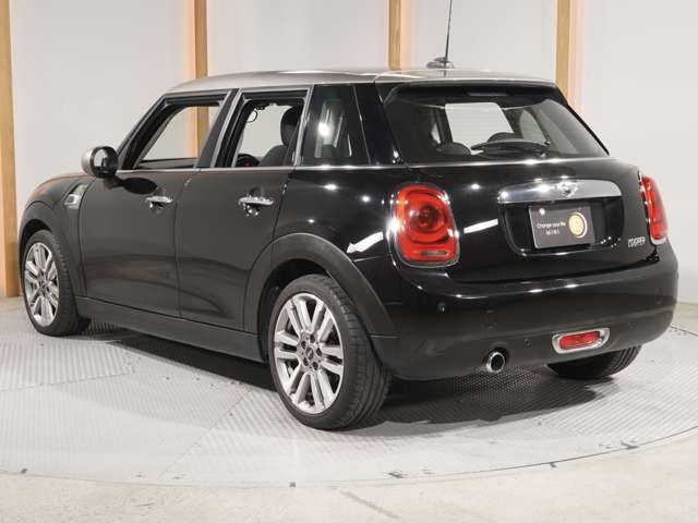 BMW MINI COOPER 5DOO 2017 Image 31