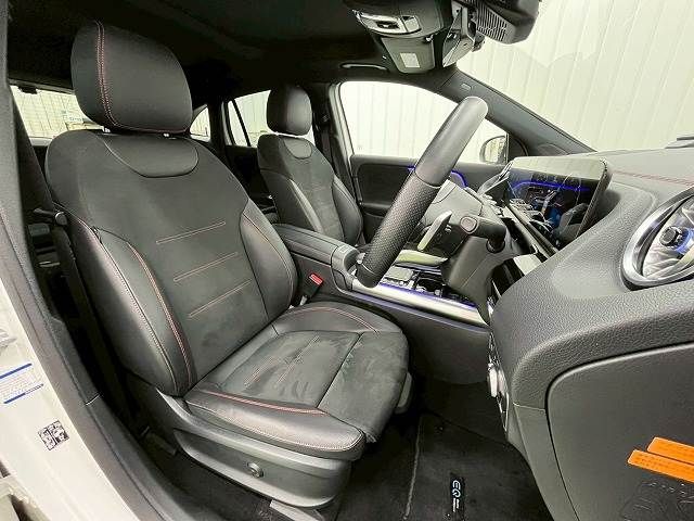 MERCEDES BENZ EQA 2021 Image 31