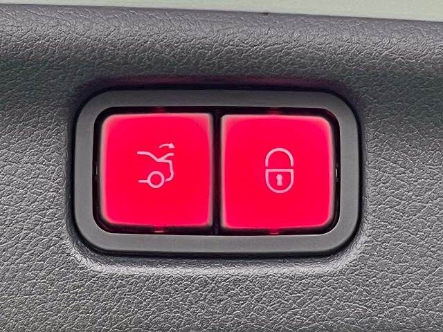 MERCEDES BENZ C CLAS 2022 Image 31