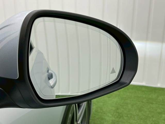 MERCEDES BENZ C CLAS 2022 Image 31