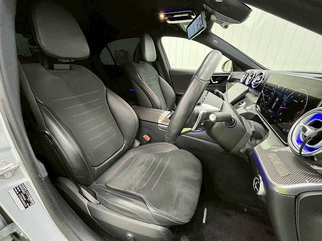 MERCEDES BENZ C CLAS 2022 Image 31