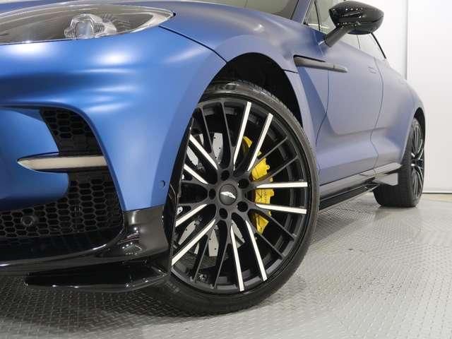 ASTON MARTIN SUV 2023 Image 31