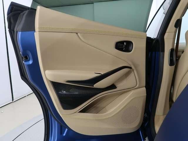 ASTON MARTIN SUV 2023 Image 31