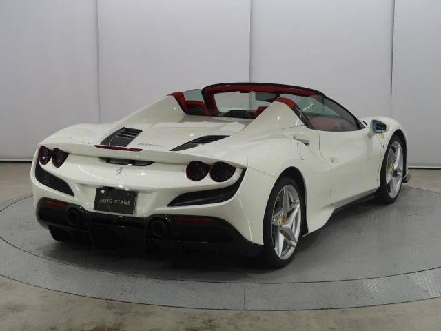 FERRARI F8 SPIDER 2021 Image 31