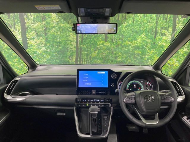 TOYOTA NOAH 2023 Image 31