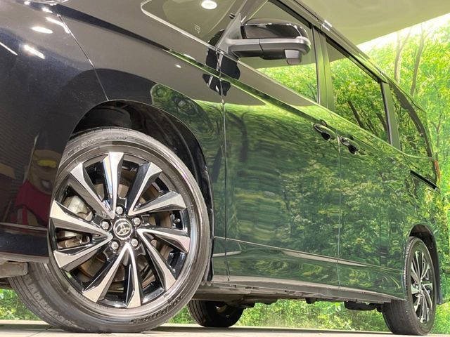 TOYOTA NOAH 2023 Image 31