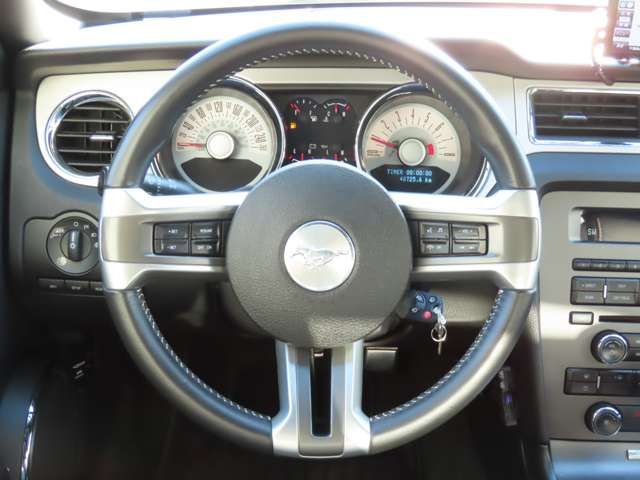 FORD MUSTANG OPEN 2012 Image 31