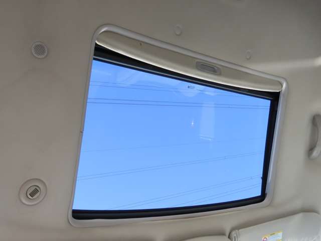 HUMMER H2 2003 Image 31