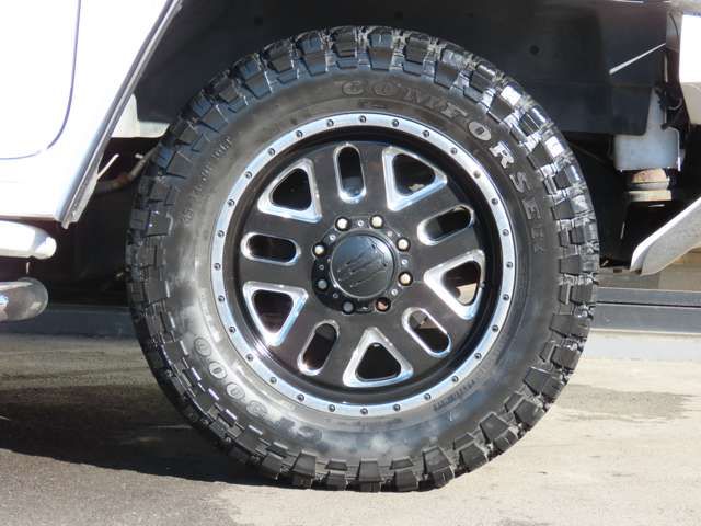 HUMMER H2 2004 Image 31