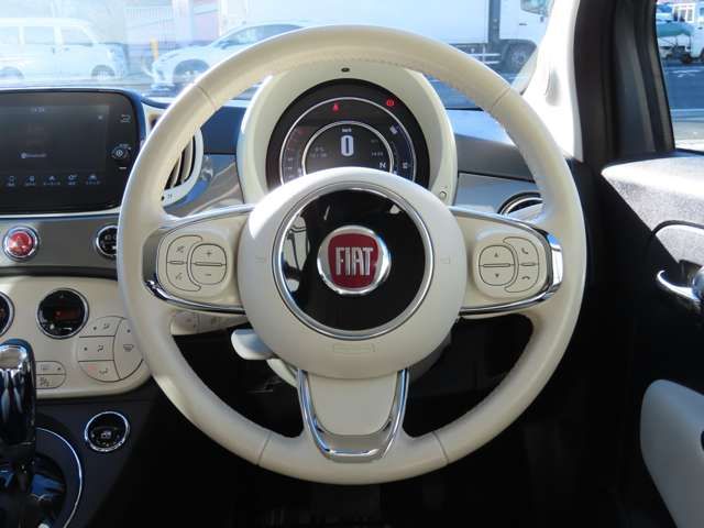FIAT 500C 2022 Image 31