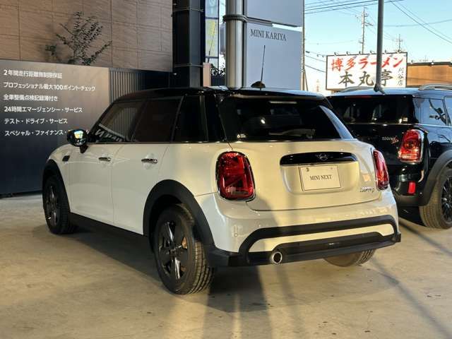 BMW MINI COOPER D 5DOOR 2023 Image 31